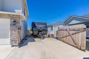 449 NE Pine St, Sublimity, OR 97385 - Photo 4