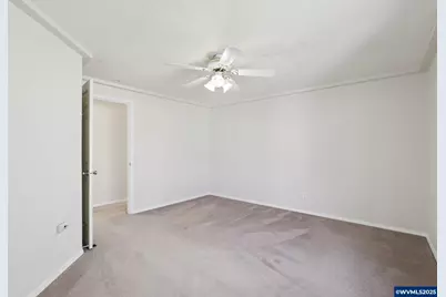 4729 Jade St NE, Salem, OR 97303 - Photo 42