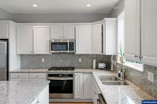 2175 Churchill Ave SE, Salem, OR 97302 - Photo 18