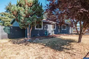 1128 29th Ave, Sweet Home, OR 97386 - Photo 6