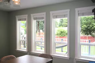 2511 Robinhood Ln NW, Albany, OR 97321 - Photo 10