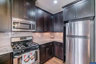 2414 Cherry Blossom Dr NW, Salem, OR 97304 - Photo 14