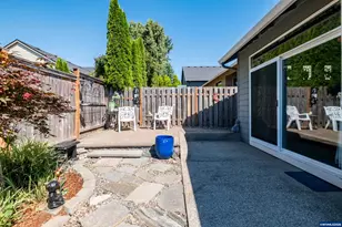 2414 Cherry Blossom Dr NW, Salem, OR 97304 - Photo 38