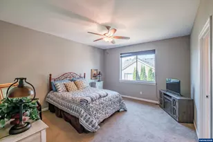 2414 Cherry Blossom Dr NW, Salem, OR 97304 - Photo 26