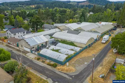 55 Q St, Cottage Grove, OR 97424 - Photo 20