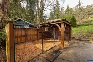 402 Northside Rd, Sutherlin, OR 97479 - Photo 48