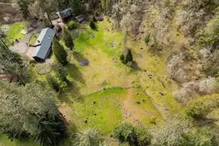 402 Northside Rd, Sutherlin, OR 97479 - Photo 14