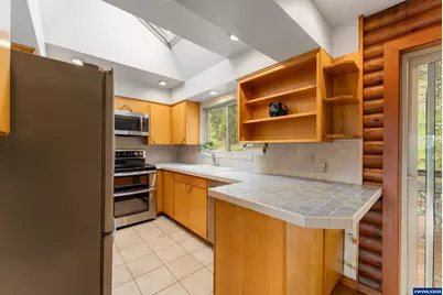 402 Northside Rd, Sutherlin, OR 97479 - Photo 24