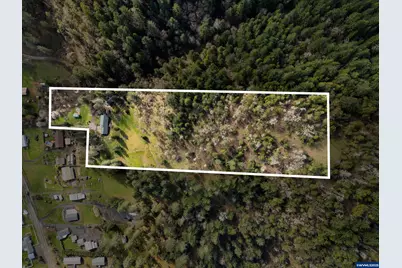 402 Northside Rd, Sutherlin, OR 97479 - Photo 18