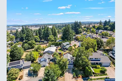 22754 SW Martin Ct, Sherwood, OR 97140 - Photo 6