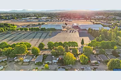 300 Western St SE #10, Albany, OR 97322 - Photo 36