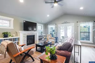 1176 Gwinn Street E, Monmouth, OR 97361 - Photo 28