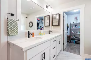 1176 Gwinn Street E, Monmouth, OR 97361 - Photo 14