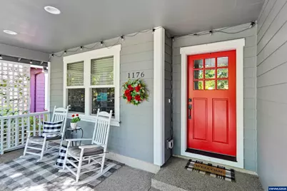 1176 Gwinn St E, Monmouth, OR 97361 - Photo 2