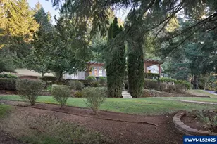 7955 NW Hope Dr, Corvallis, OR 97330 - Photo 4