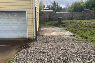 210 Hoyt St S, Salem, OR 97302 - Photo 18