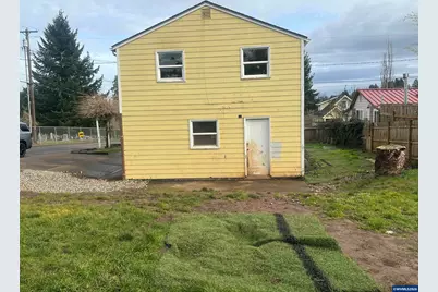 210 Hoyt St S, Salem, OR 97302 - Photo 24