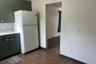 210 Hoyt St S, Salem, OR 97302 - Photo 6