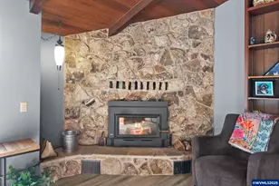 34501 Knox Butte Rd E, Albany, OR 97322 - Photo 10