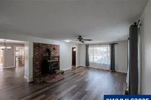 4722 Indiana Ave NE, Salem, OR 97305 - Photo 4