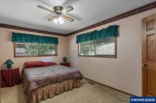 2091 Eola Dr NW, Salem, OR 97304 - Photo 14