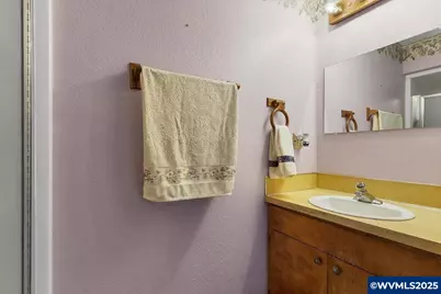 2091 Eola Dr NW, Salem, OR 97304 - Photo 32