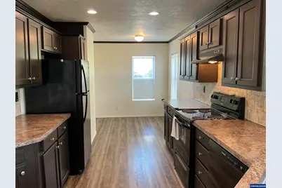 5422 Portland #139 Rd NE, Salem, OR 97305 - Photo 12