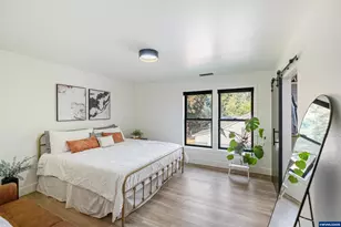 653 NW East Thornton Lake Dr, Albany, OR 97321 - Photo 30