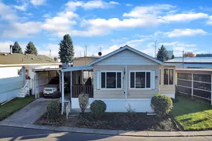 4230 Hazelgreen Rd NE, Salem, OR 97305 - Photo 12