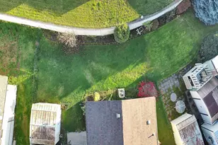 4230 Hazelgreen Rd NE, Salem, OR 97305 - Photo 16