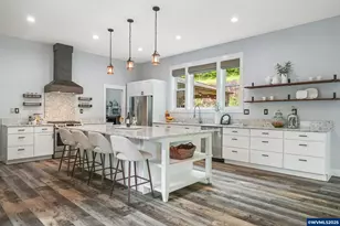 7060 NW Oak Creek Dr, Corvallis, OR 97330 - Photo 10