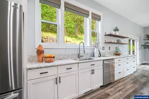 7060 NW Oak Creek Dr, Corvallis, OR 97330 - Photo 14