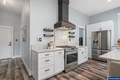 7060 NW Oak Creek Dr, Corvallis, OR 97330 - Photo 12