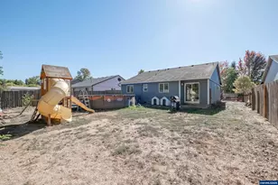 4560 Airport Ln, Sweet Home, OR 97386 - Photo 20