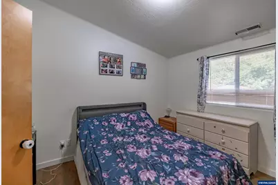 4560 Airport Ln, Sweet Home, OR 97386 - Photo 10