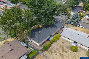 2870 Lancaster Dr NE, Salem, OR 97305 - Photo 12