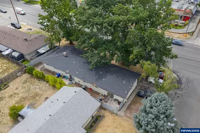 2870 Lancaster Dr NE, Salem, OR 97305 - Photo 2