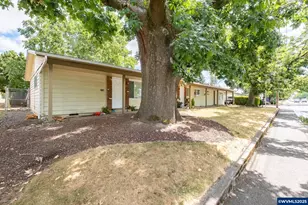 2910 Lancaster Dr NE, Salem, OR 97305 - Photo 8