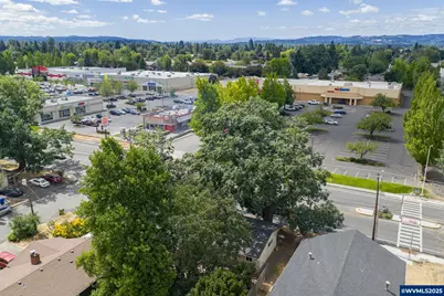 2910 Lancaster Dr NE, Salem, OR 97305 - Photo 4