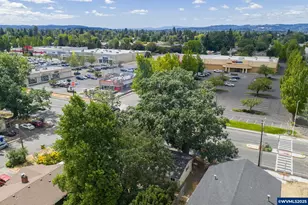 2910 Lancaster Dr NE, Salem, OR 97305 - Photo 4