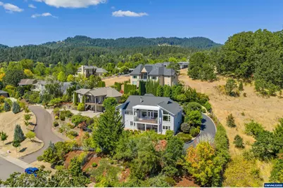 2807 NW Silktassel Ct, Corvallis, OR 97330 - Photo 2