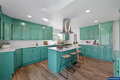 24315 Peoria Rd, Harrisburg, OR 97446 - Photo 12