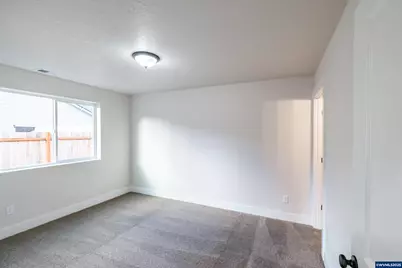 4485 Knotty Pine Ct, Sweet Home, OR 97386 - Photo 34