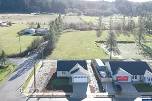 4485 Knotty Pne Ct, Sweet Home, OR 97386 - Photo 6