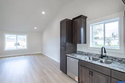 4485 Knotty Pine Ct, Sweet Home, OR 97386 - Photo 20