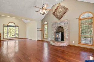 1399 Twin Hills Rd SE, Jefferson, OR 97352 - Photo 10