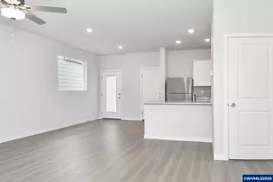 1211 Parkside Ave, Woodburn, OR 97071 - Photo 4