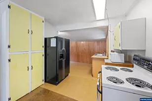 652 Chapman St, Gilchrist, OR 97737 - Photo 16