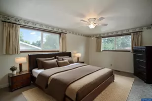 810 22nd Ave NW, Salem, OR 97304 - Photo 26