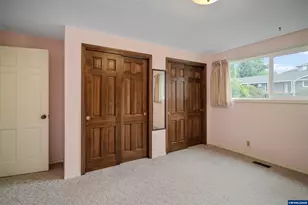 810 22nd Ave NW, Salem, OR 97304 - Photo 32